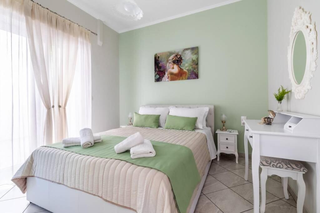 Meandros Garden View Apartment Skopelos Town